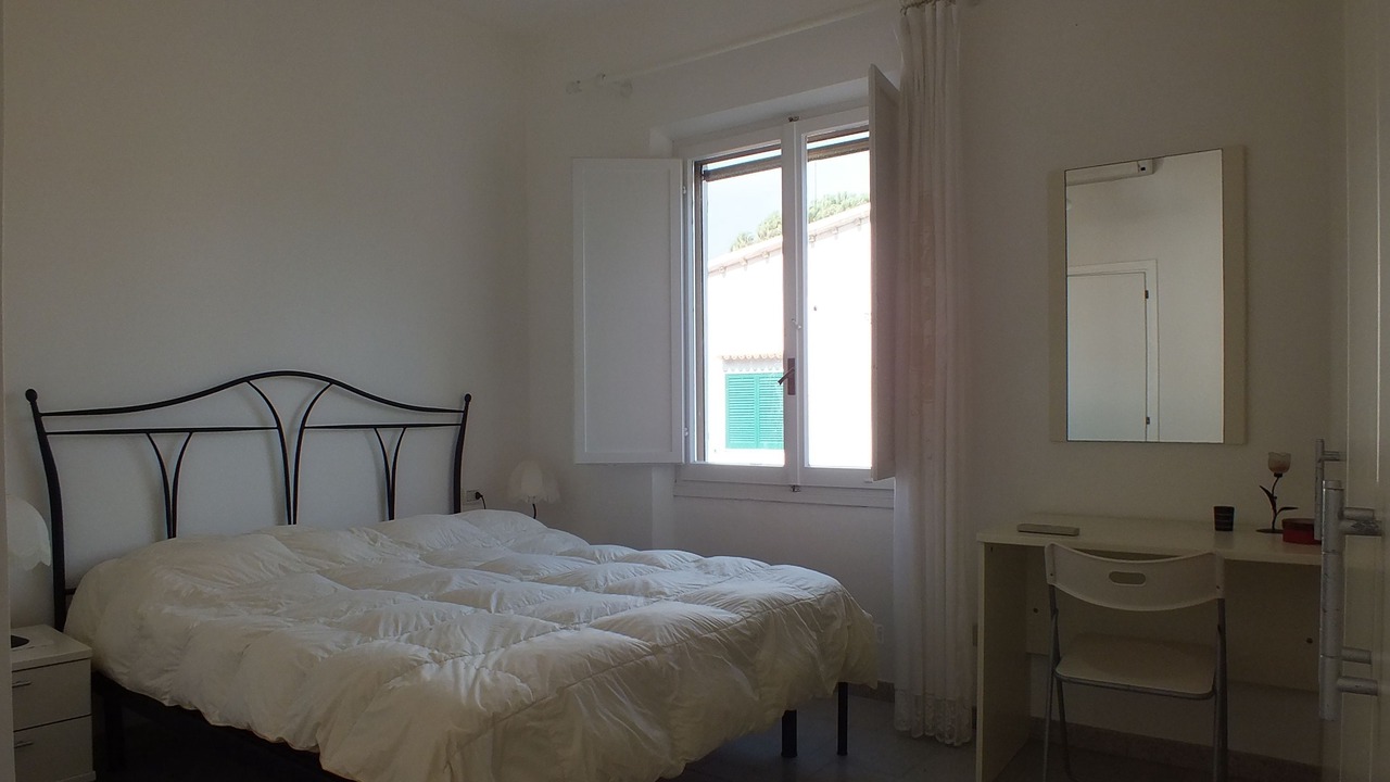 Photo of Bedroom in Marina di Campo