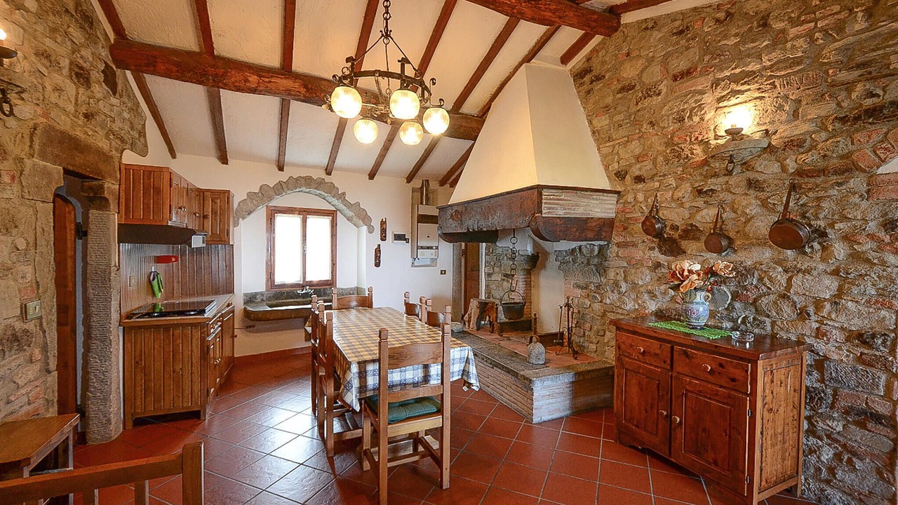 Photo of Bedroom in Castelfranco di Sopra