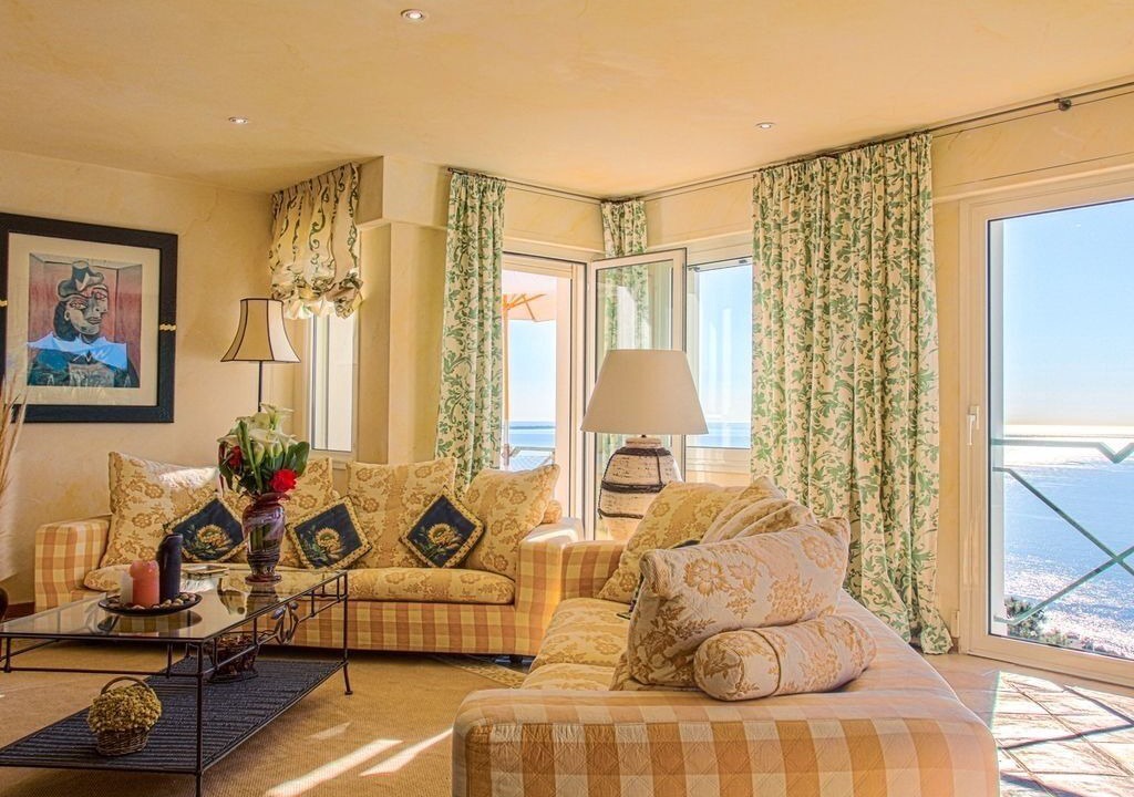 Photo of Livingroom in Espero-Pax