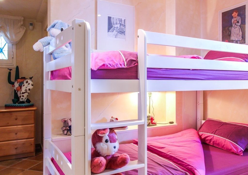 Photo of Bedroom in Espero-Pax