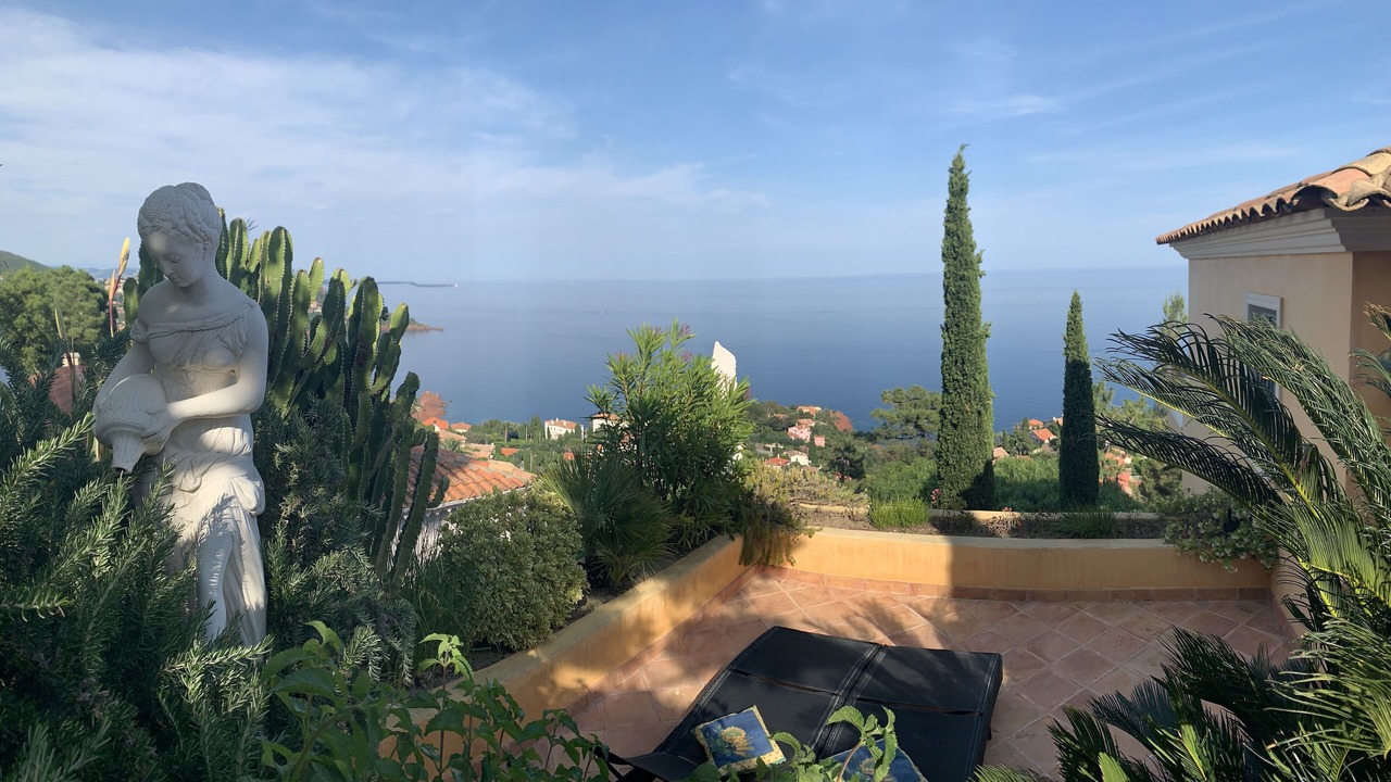 Photo of Outdoor in Espero-Pax