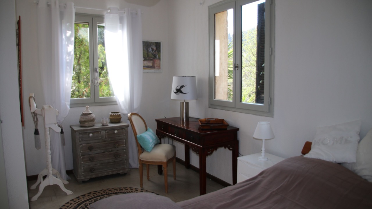 Photo of Bedroom in Contes