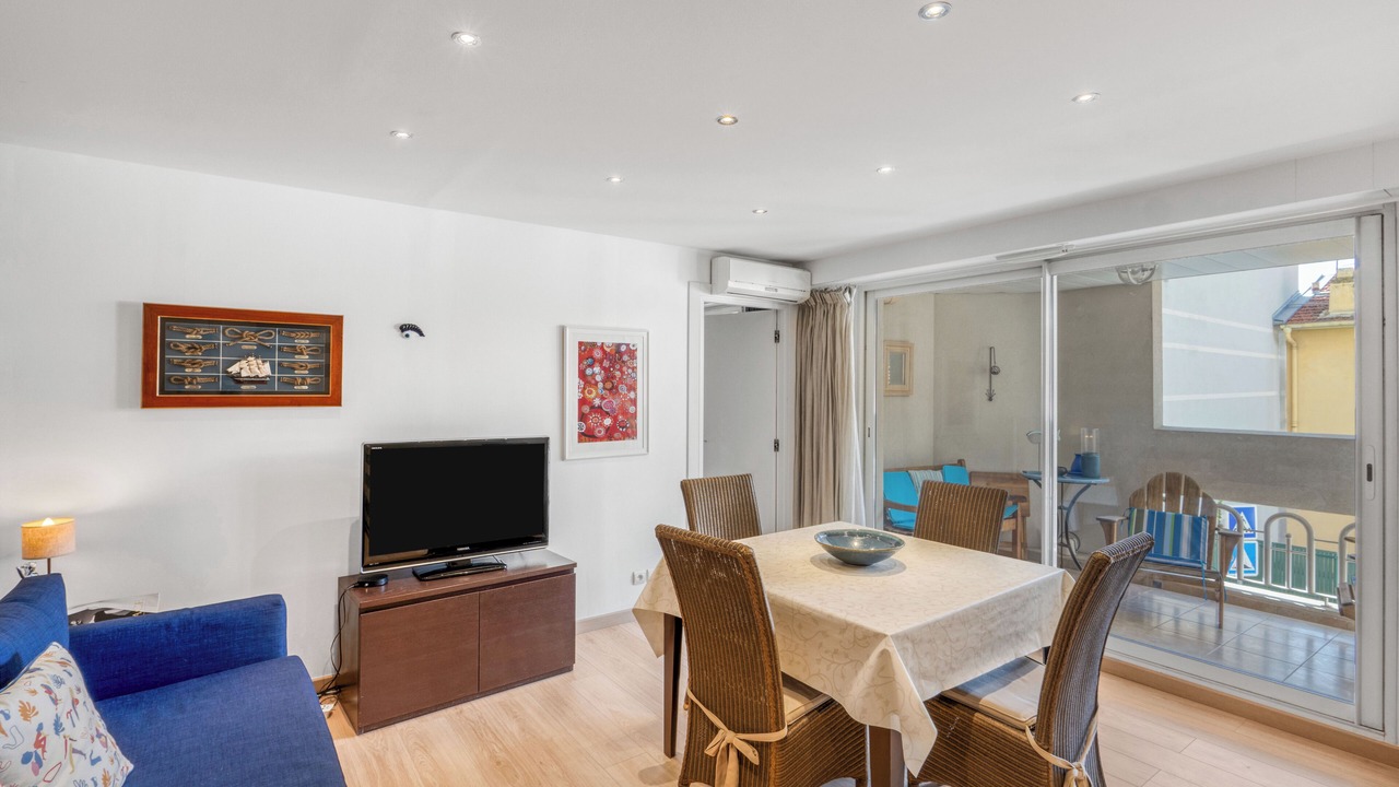 Photo of Livingroom in Beausoleil