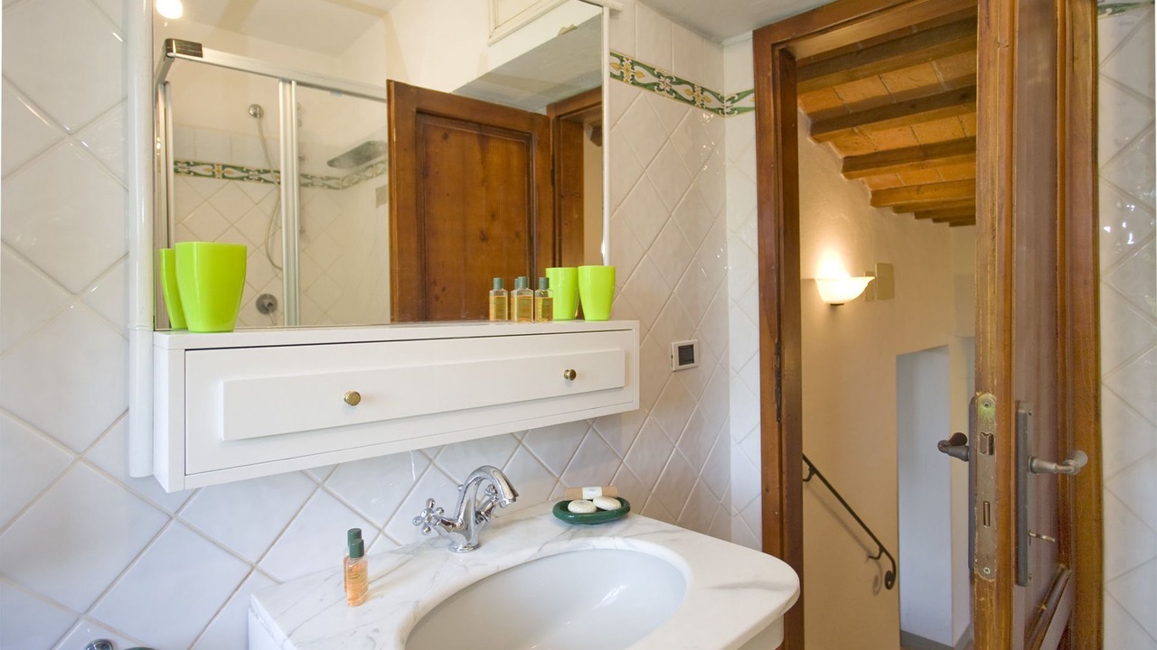 Photo of Bathroom in Palaia