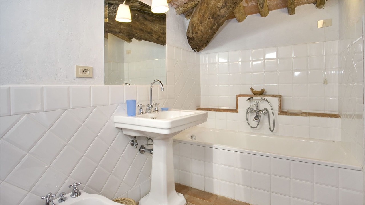 Photo of Bathroom in Pescaglia