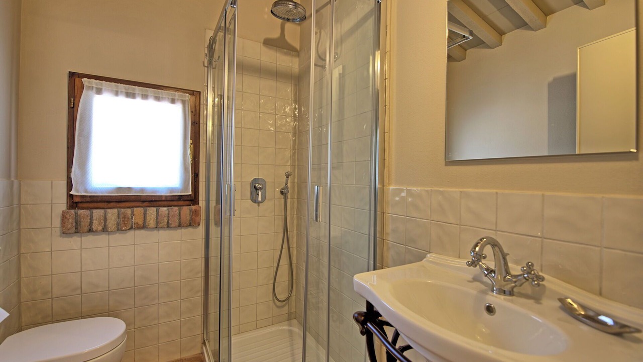 Photo of Bathroom in Bibbona