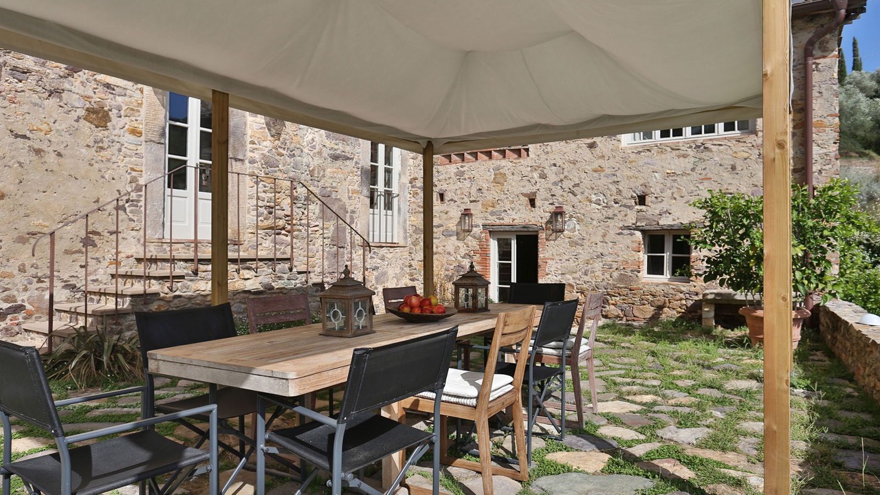 Photo of Patio Balcony in Vorno