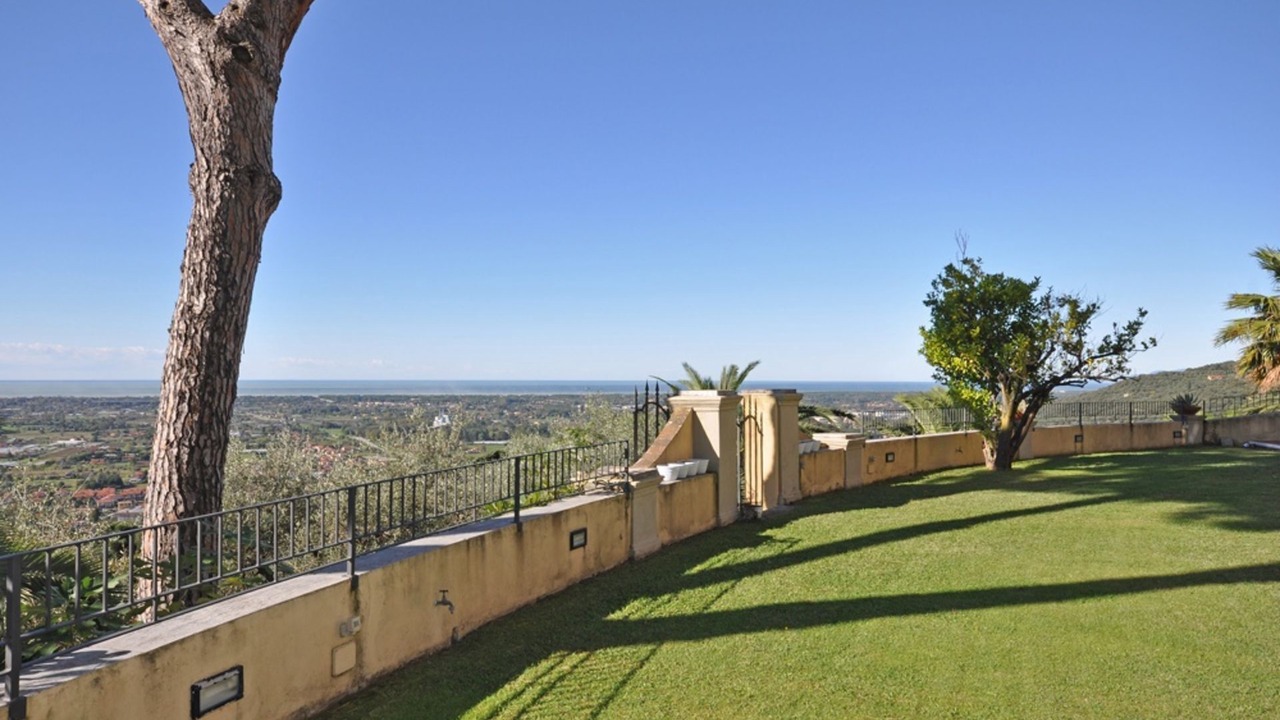 Photo of Outdoor in Santa Lucia