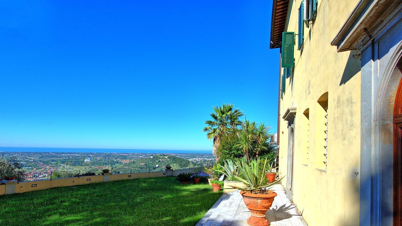 Photo of Outdoor in Santa Lucia