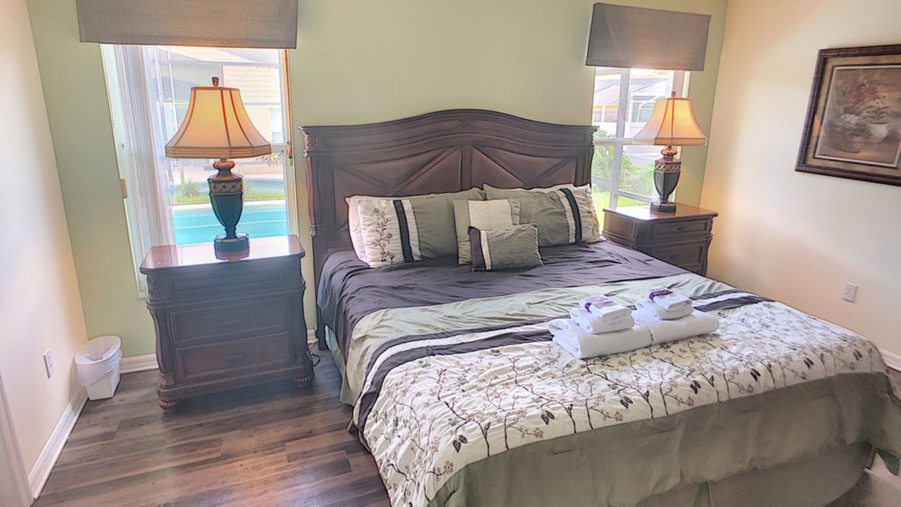 Photo of Bedroom in Bay Lake