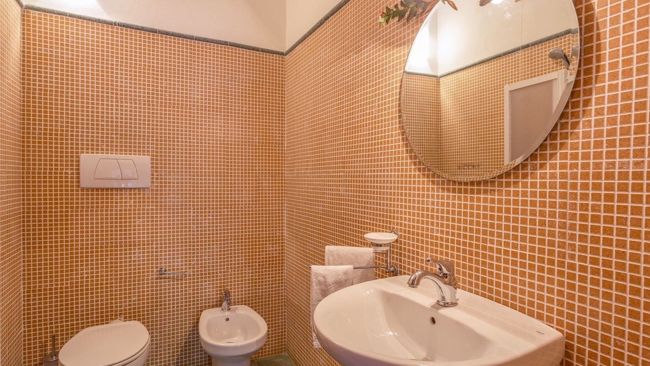 Photo of Bathroom in Lucca