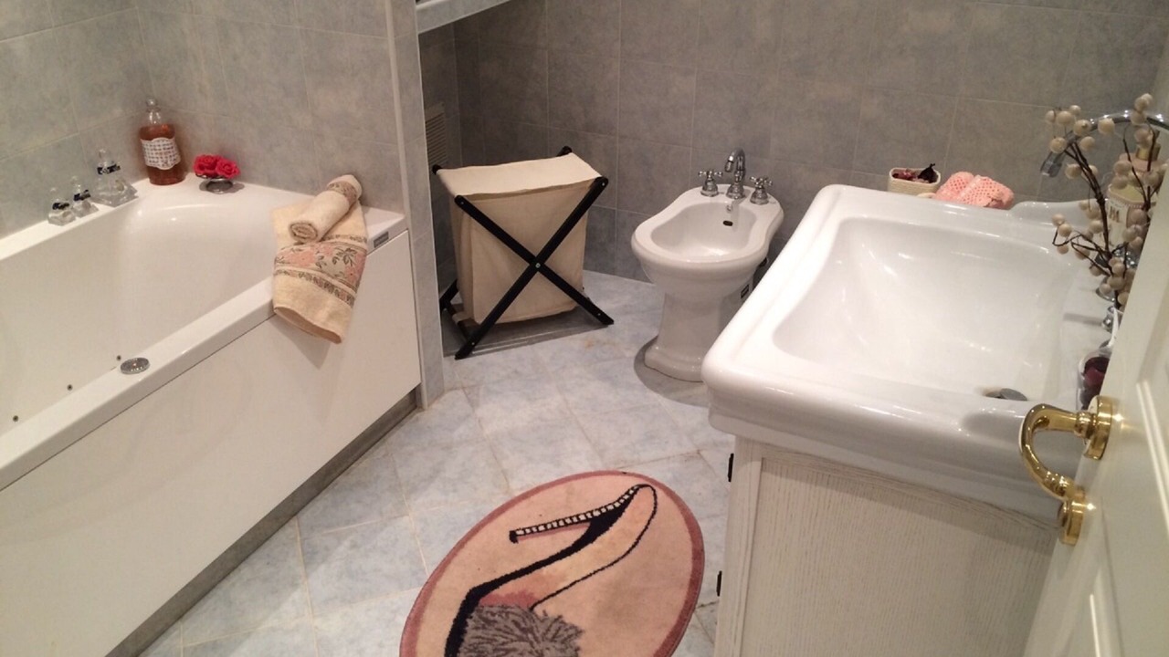 Photo of Bathroom in Old Town