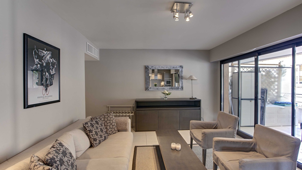 Photo of Bedroom in Prado - Republique