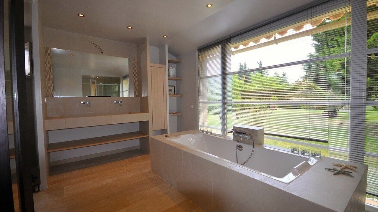 Photo of Bedroom in Mouans-Sartoux