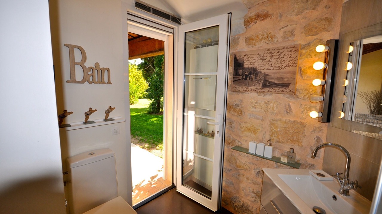 Photo of Bathroom in Mouans-Sartoux