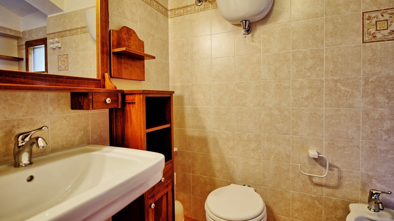 Photo of Bathroom in Portole