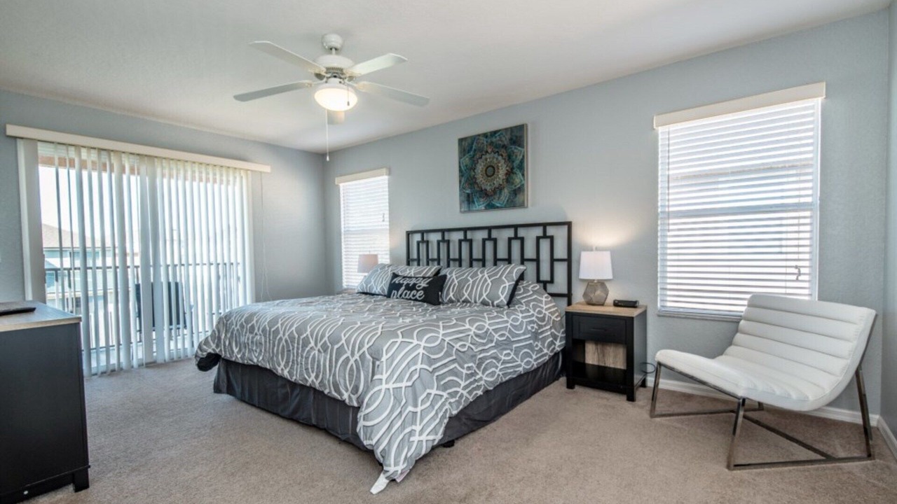 Photo of Bedroom in Regal Palms