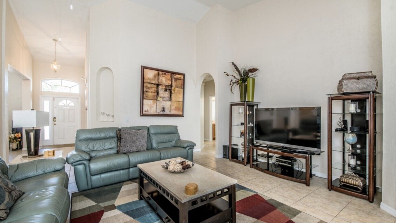 Photo of Livingroom in Highlands Reserve