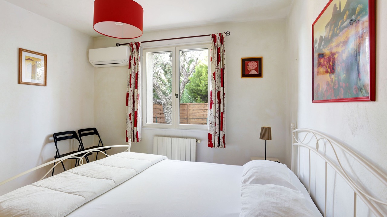 Photo of Bedroom in La Bouverie