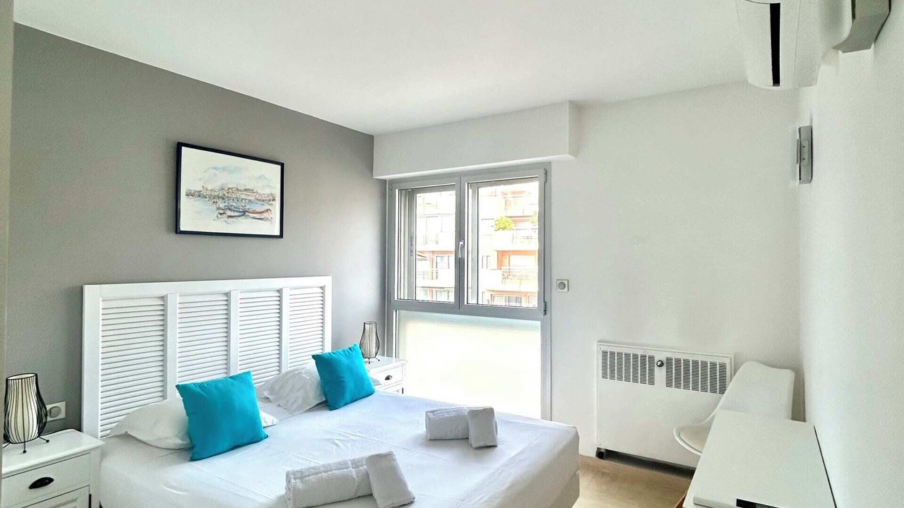 Photo of Bedroom in Cannes