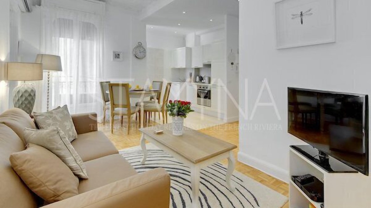 Photo of Livingroom in Jean-Medecin