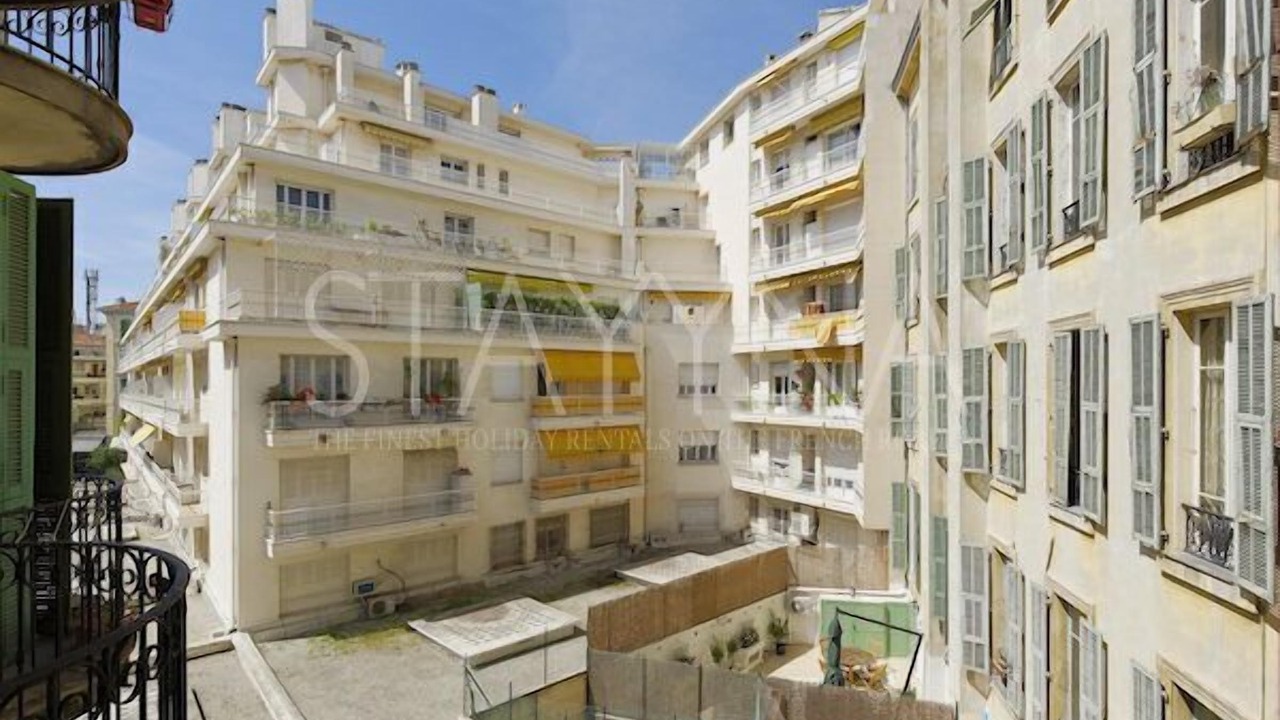 Photo of Outdoor in Jean-Medecin