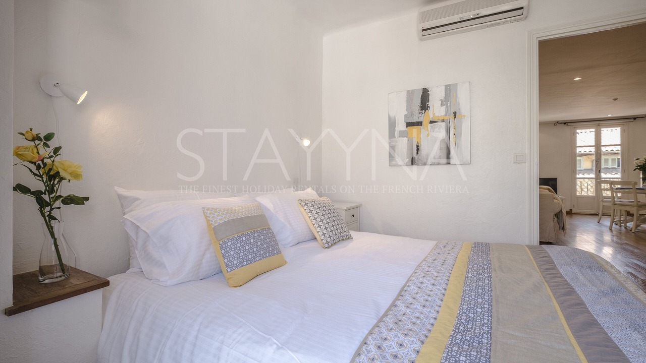 Photo of Bedroom in Old Town