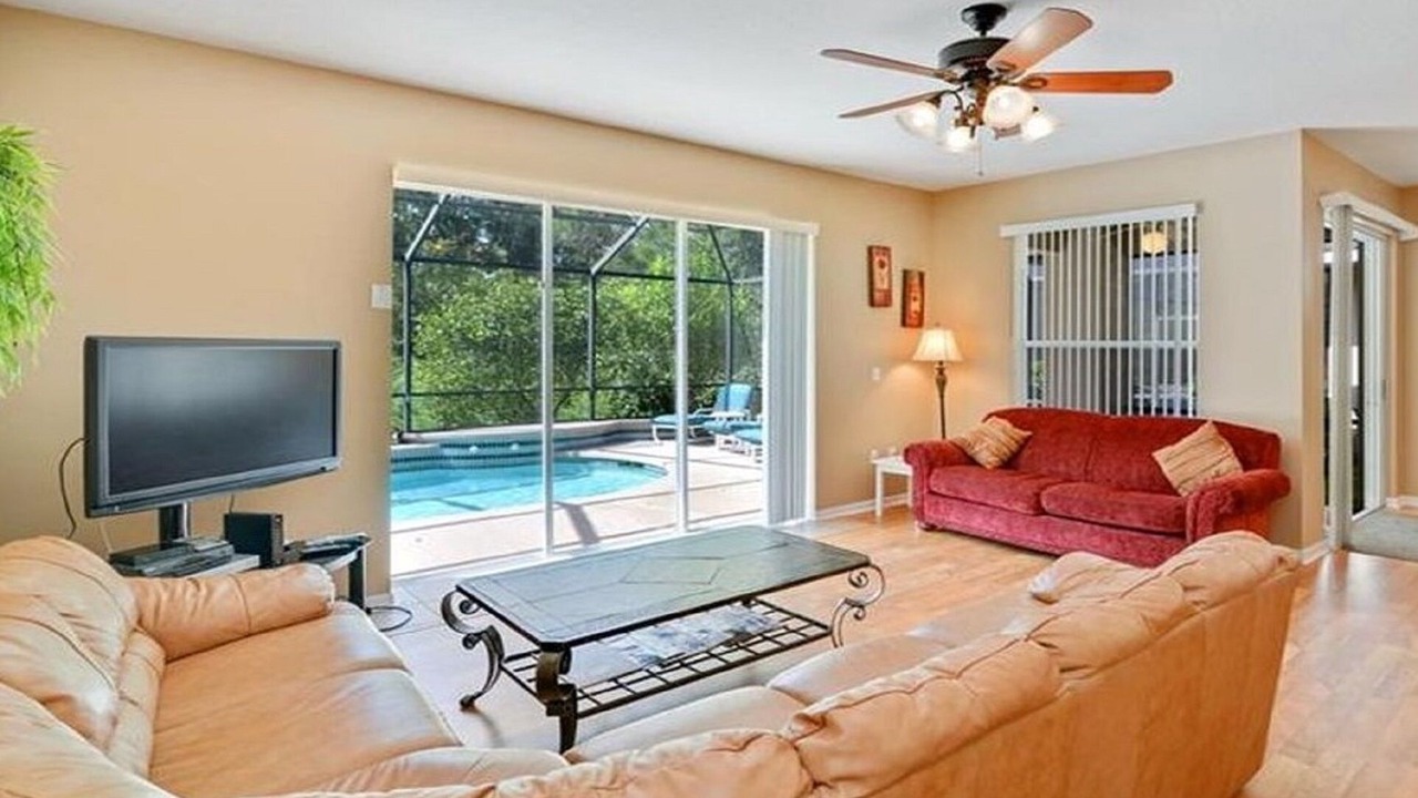 Photo of Livingroom in Sunset Lakes