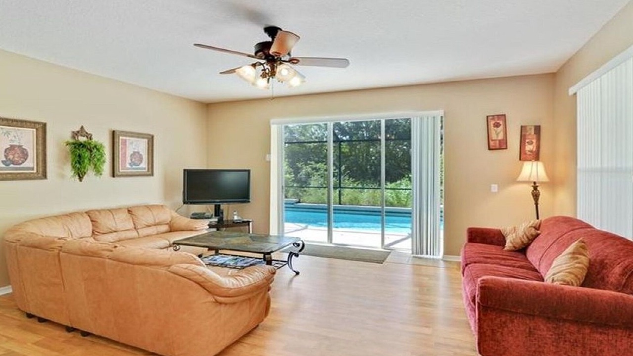 Photo of Livingroom in Sunset Lakes