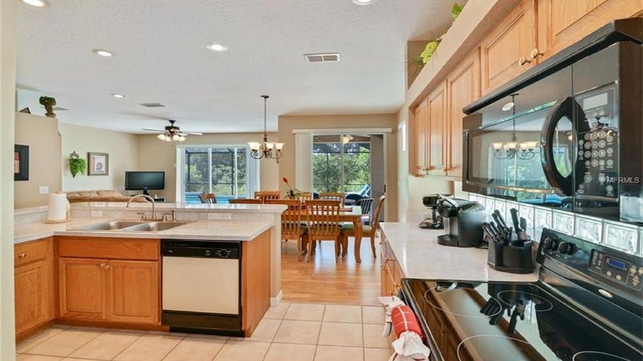 Photo of Kitchen in Sunset Lakes