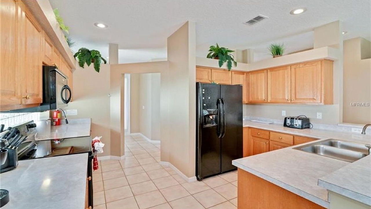 Photo of Kitchen in Sunset Lakes