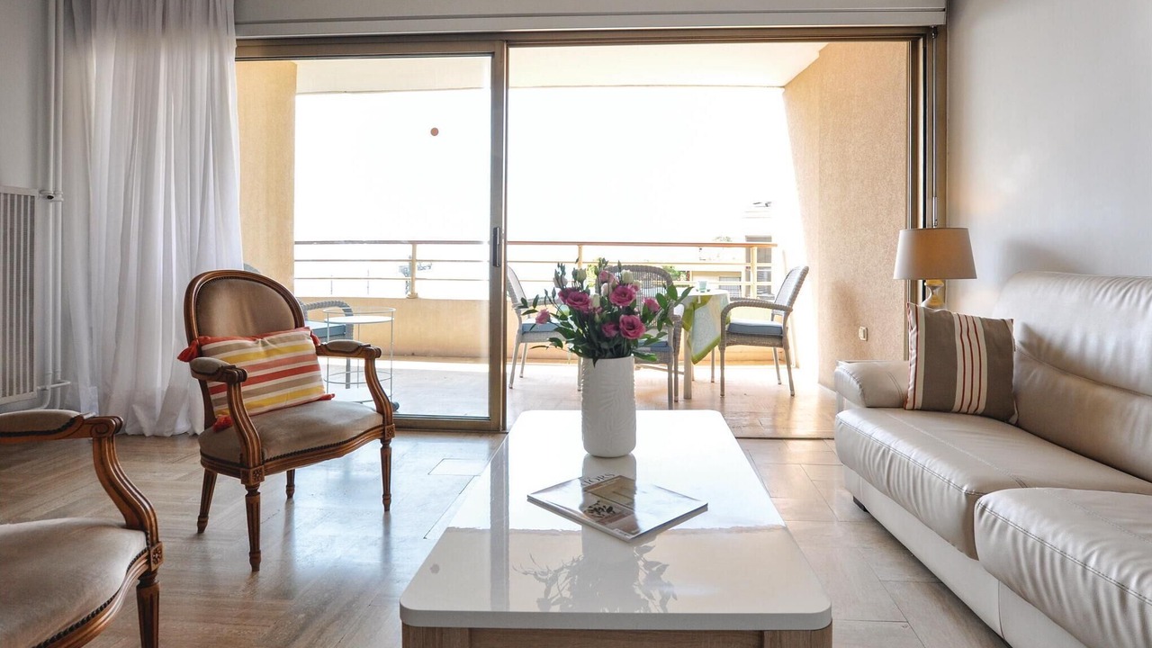 Photo of Bedroom in Cannes La Bocca