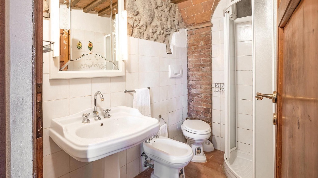 Photo of Bathroom in Volterra