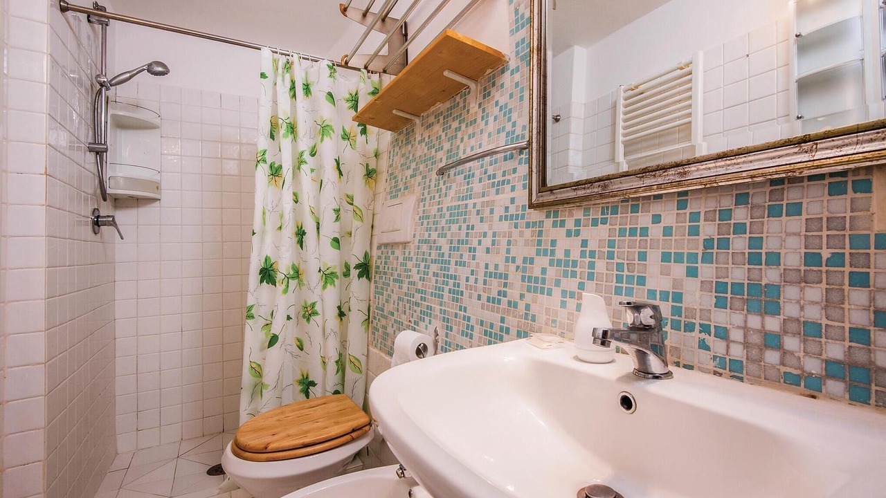 Photo of Bathroom in Montespertoli
