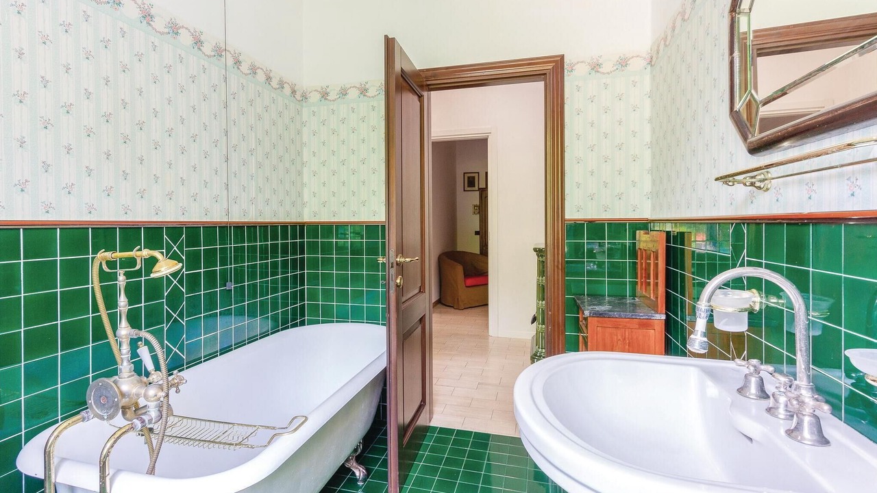 Photo of Bathroom in Massa