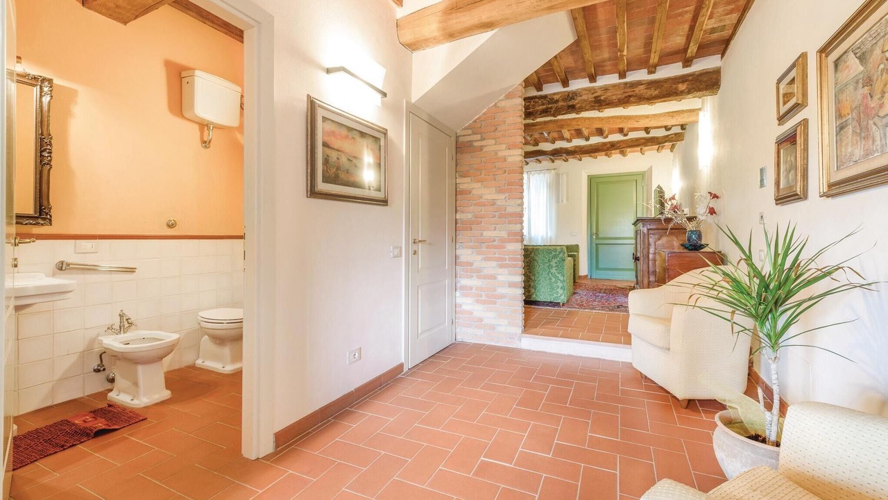 Photo of Bedroom in Capannori