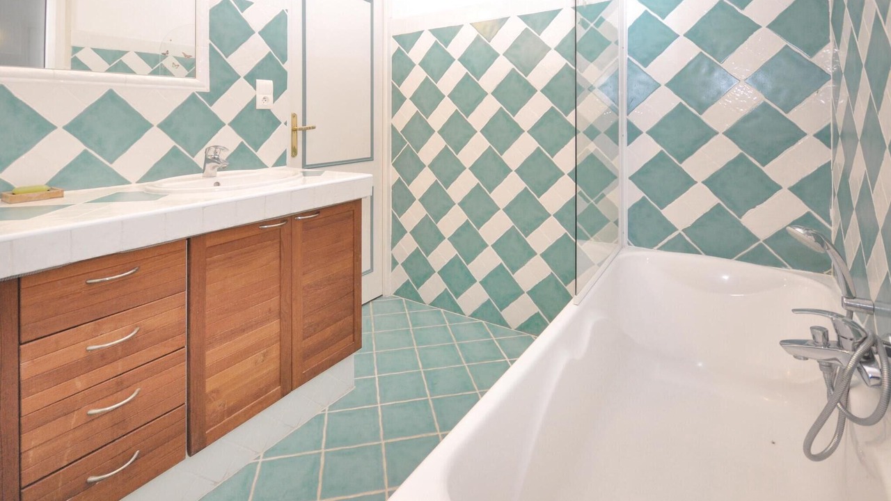 Photo of Bathroom in Speracedes
