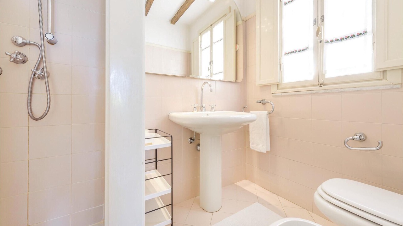 Photo of Bathroom in Lucca