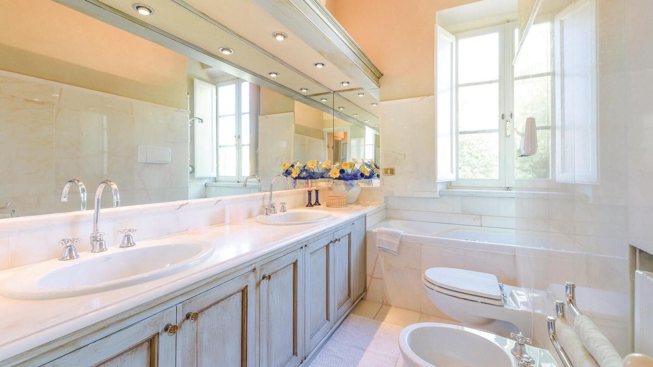Photo of Bathroom in Lucca