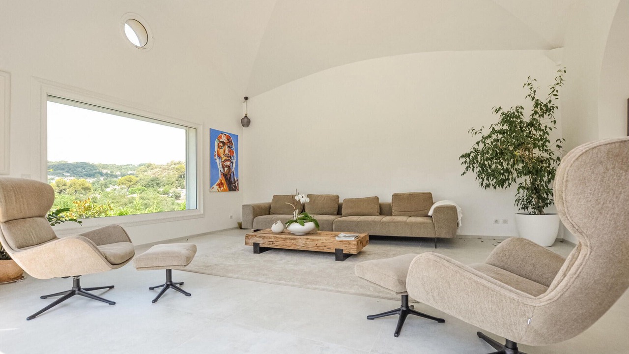 Photo of Bedroom in Biot