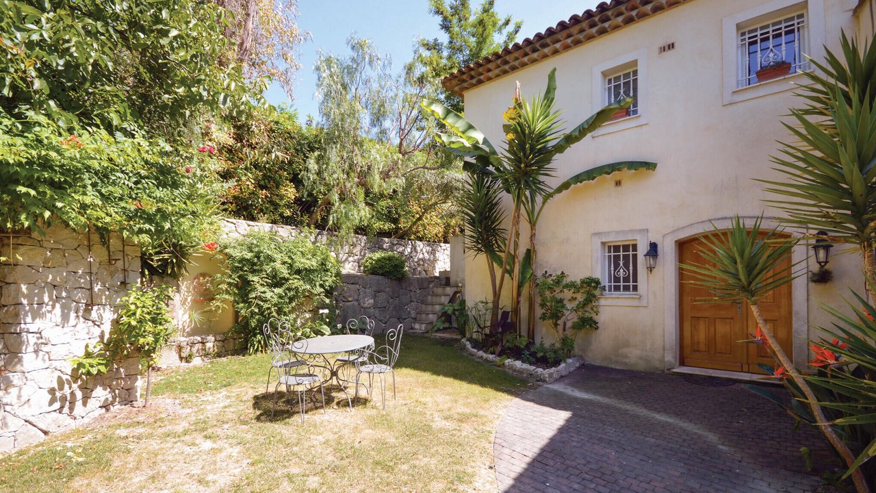 Photo of Outdoor in Biot