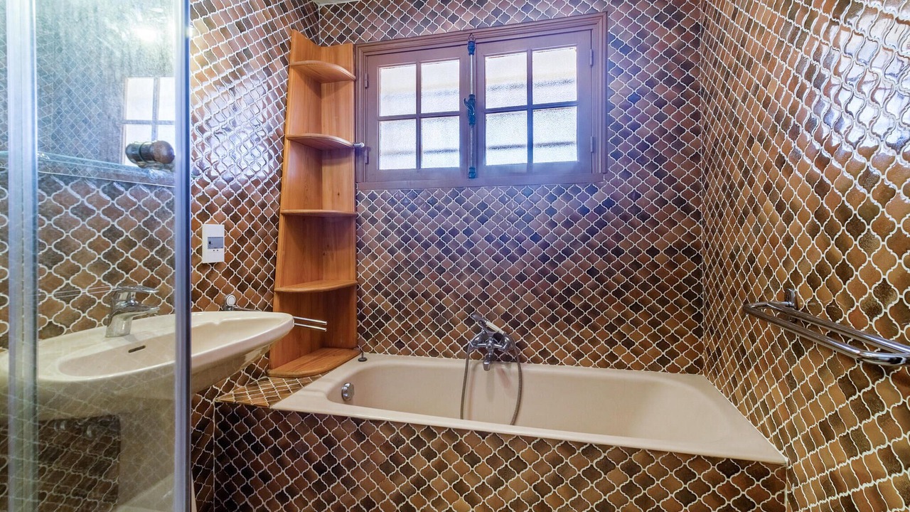 Photo of Bathroom in Antheor