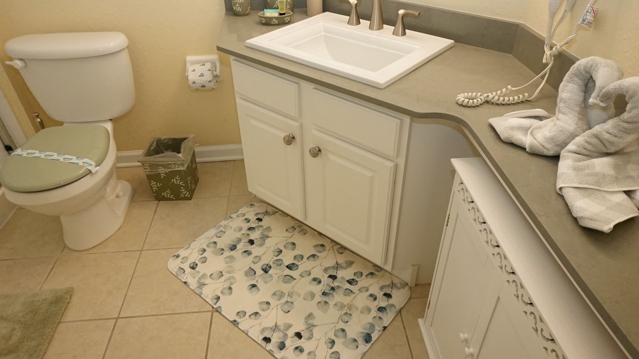 Photo of Bathroom in Windsor Hills