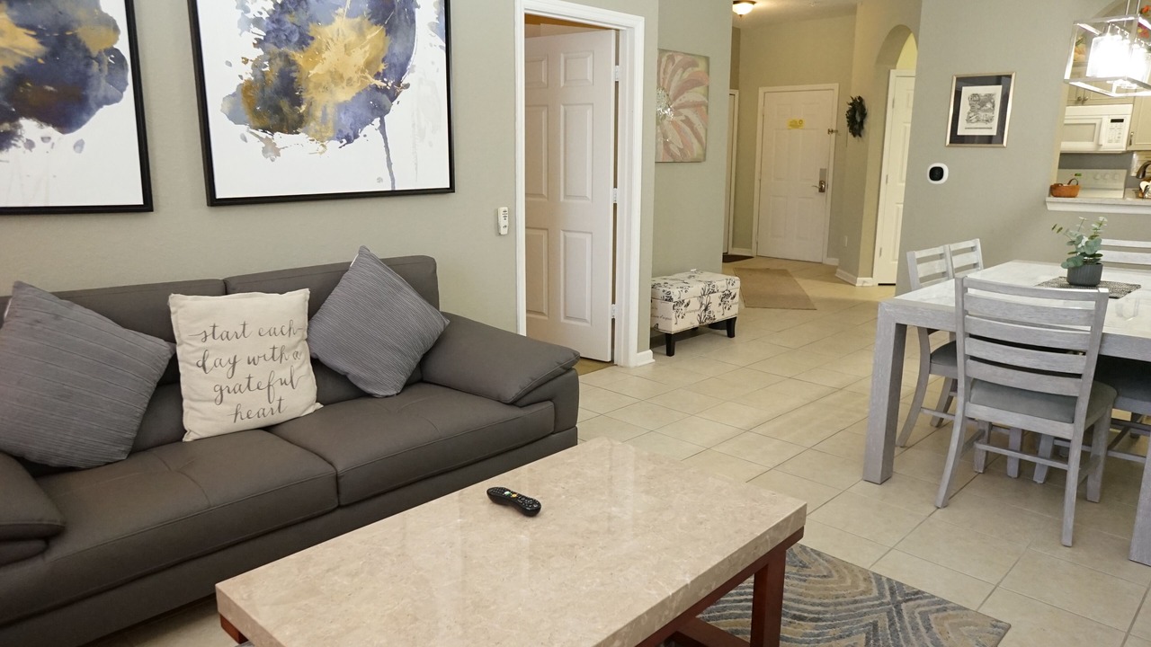Photo of Livingroom in Windsor Hills
