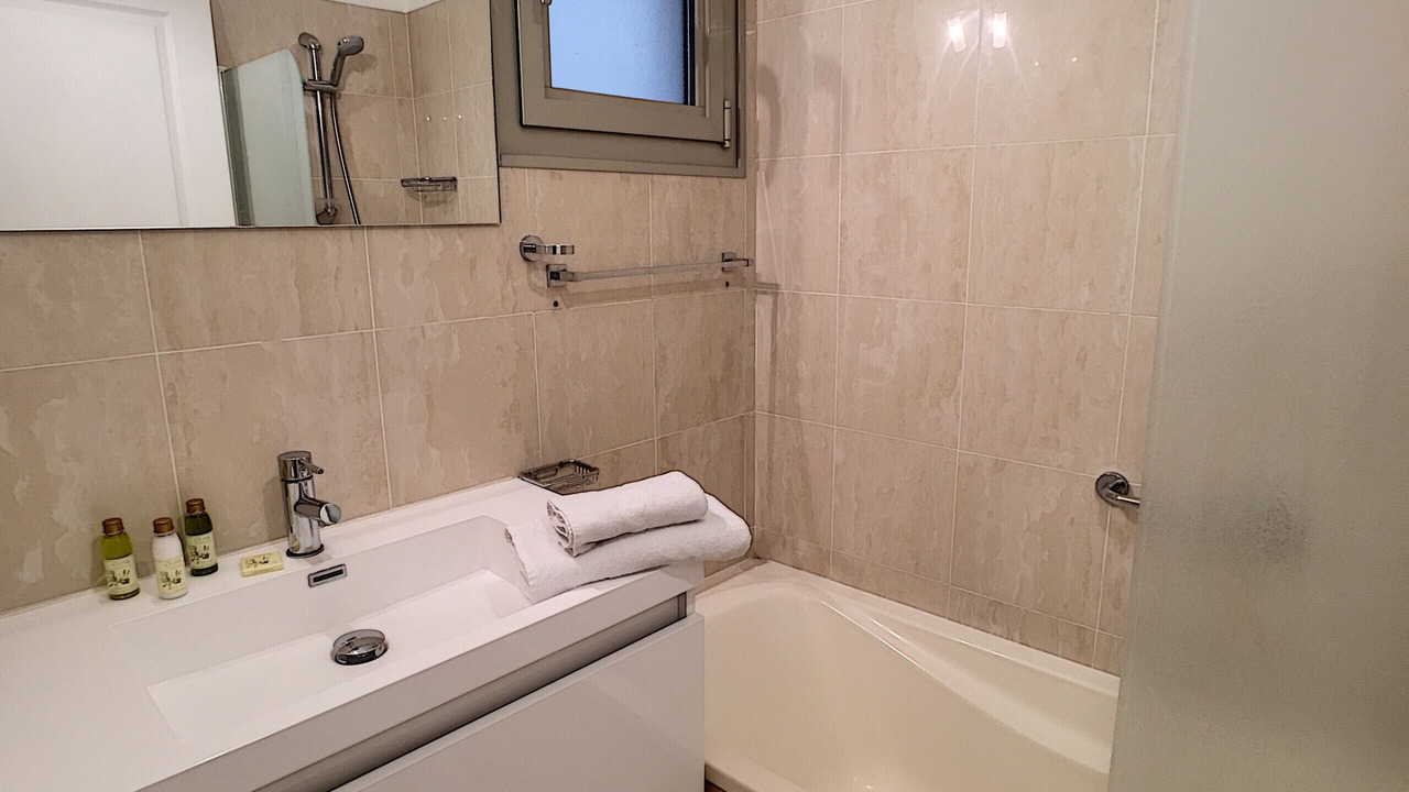 Photo of Bathroom in Carre d'Or