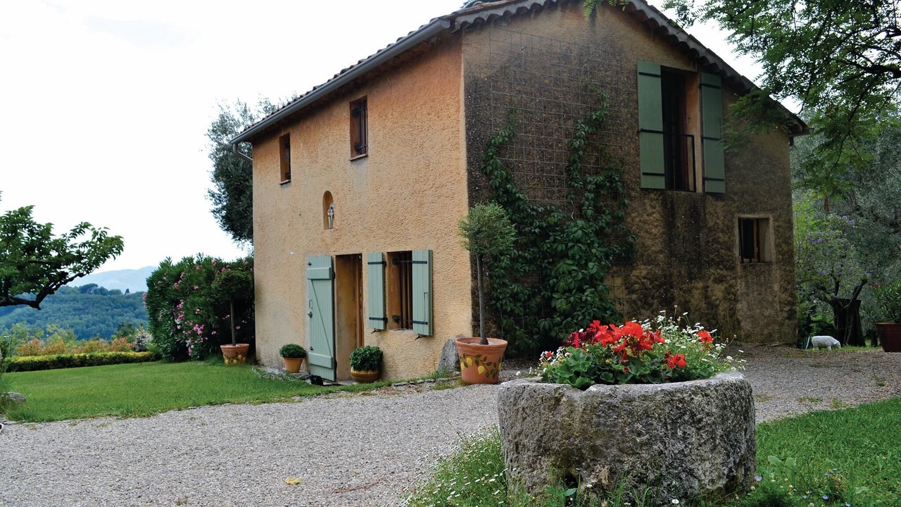 Photo of Others in Chateauneuf-Grasse