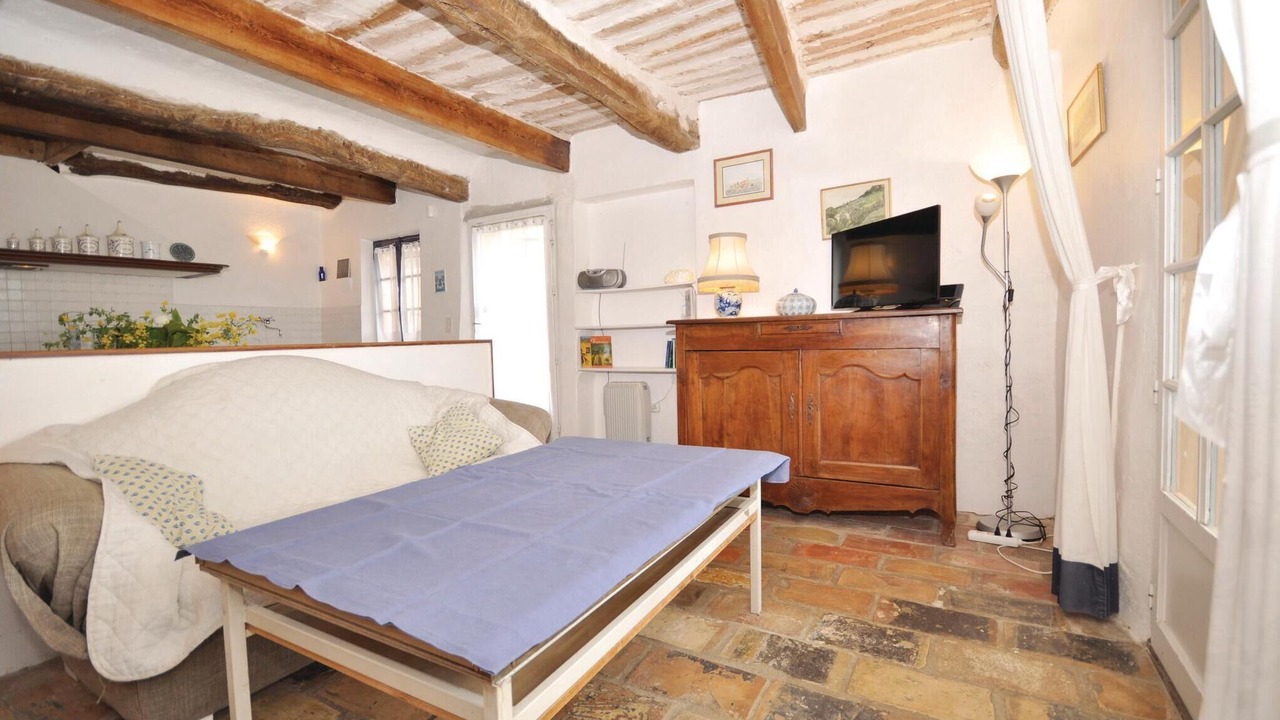 Photo of Bedroom in Chateauneuf-Grasse