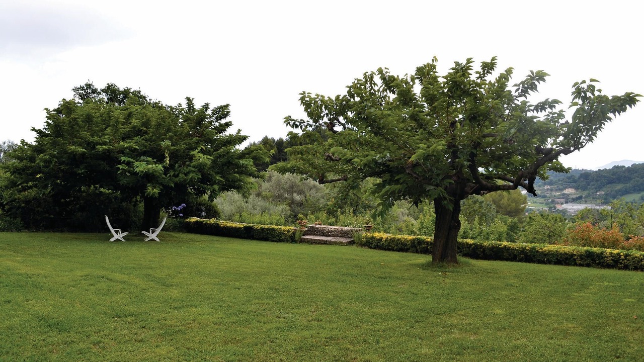 Photo of Others in Chateauneuf-Grasse