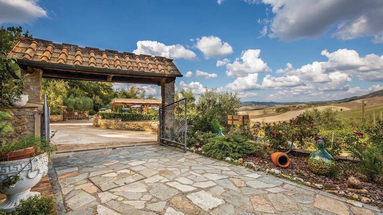 Photo of Others in Volterra