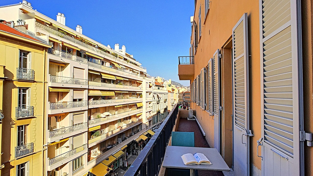 Photo of Others in Carre d'Or